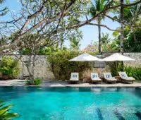 Villa Waringin, Piscine Grande Largeurs